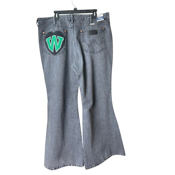 NWT Wrangler Wanderer High Rise Flare Jeans Mens Sz 34W x 32 L - Picture 2 of 7